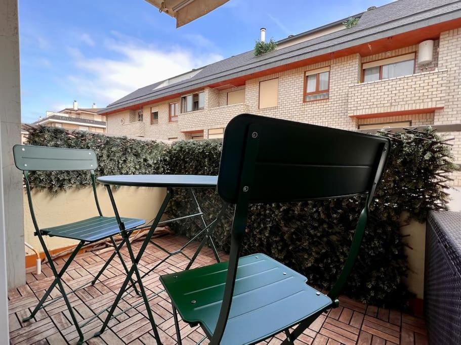 Acogedor En Apartamento *