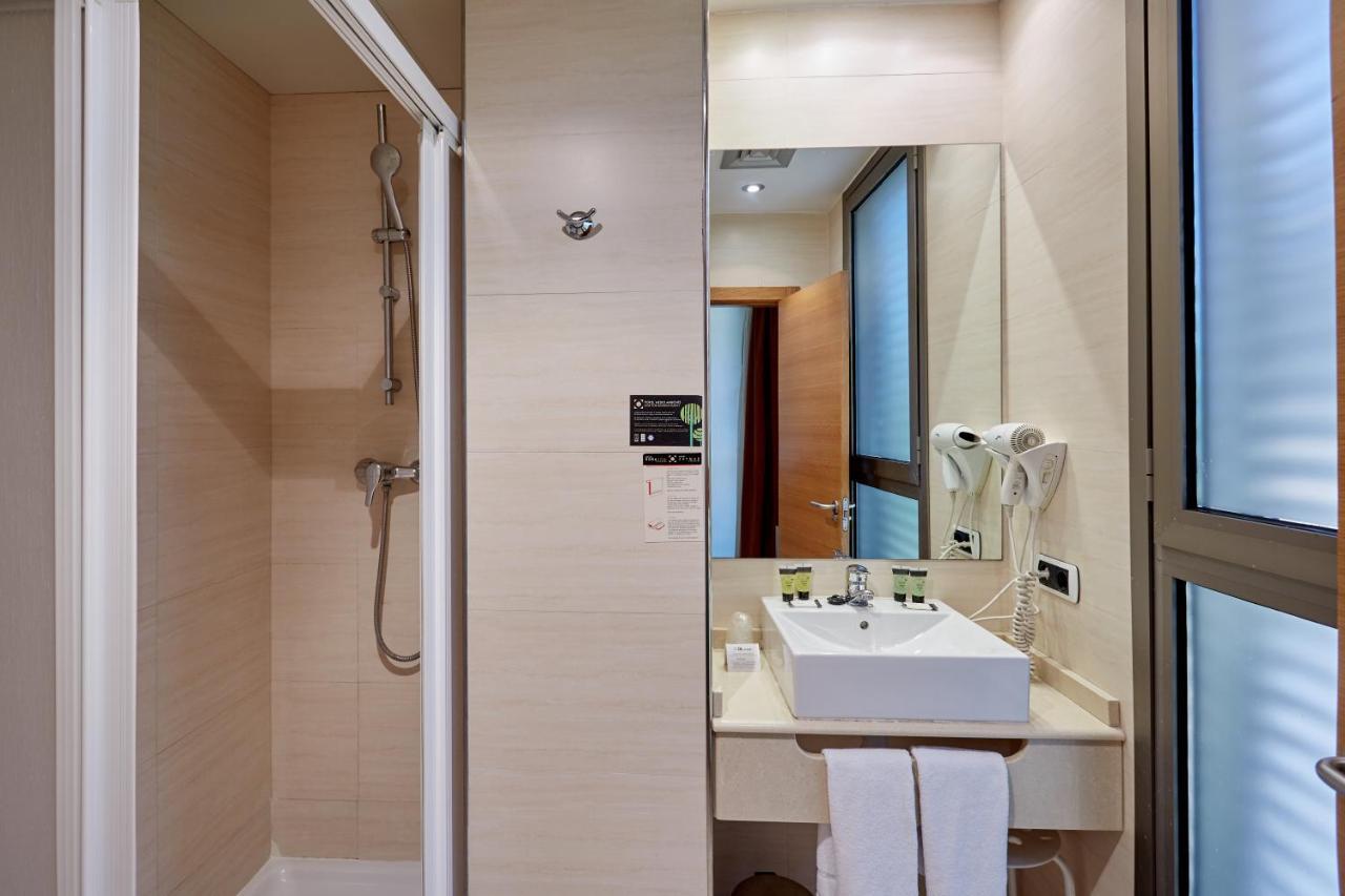 Doña Lola Hotel 3*