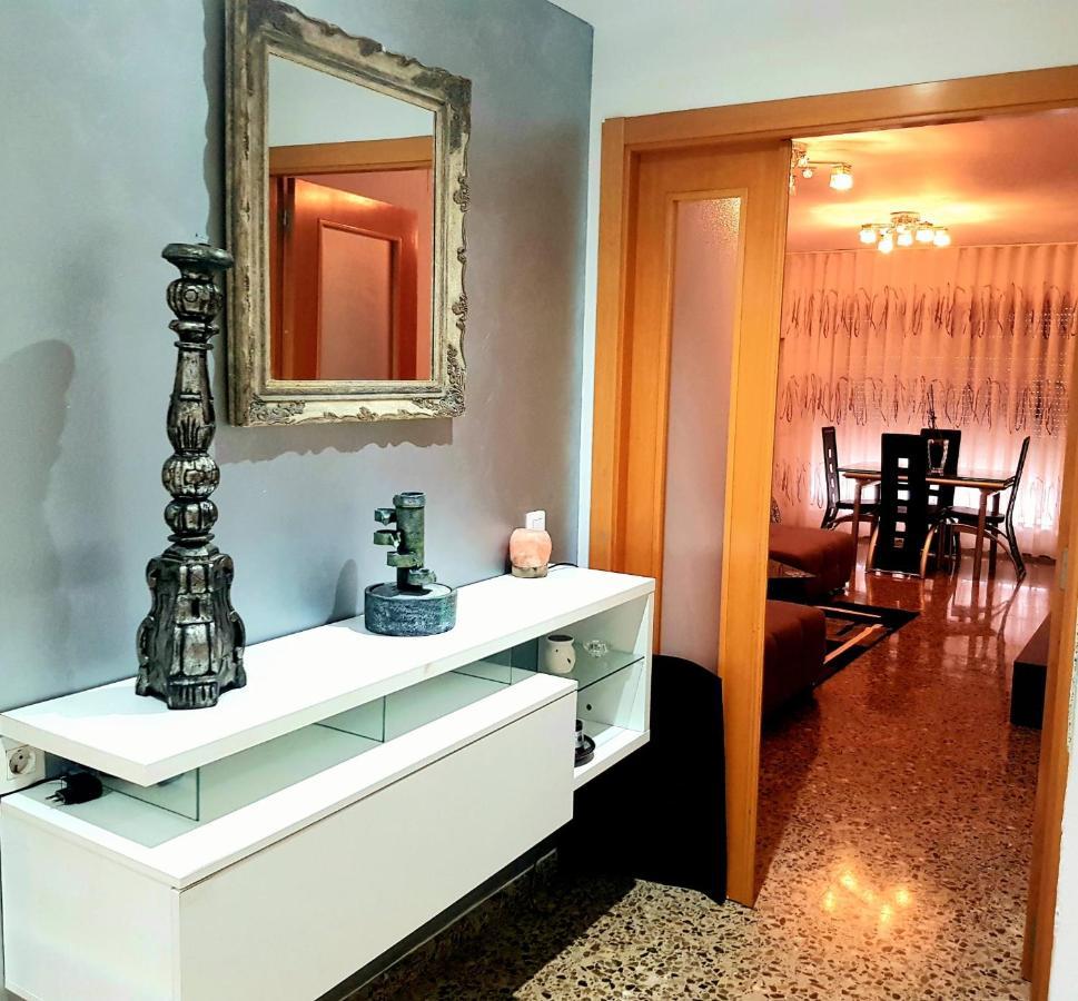 Apartment Piso Amplio De 3 Habitaciones, 2 Banos, Ascensor Y Parking *