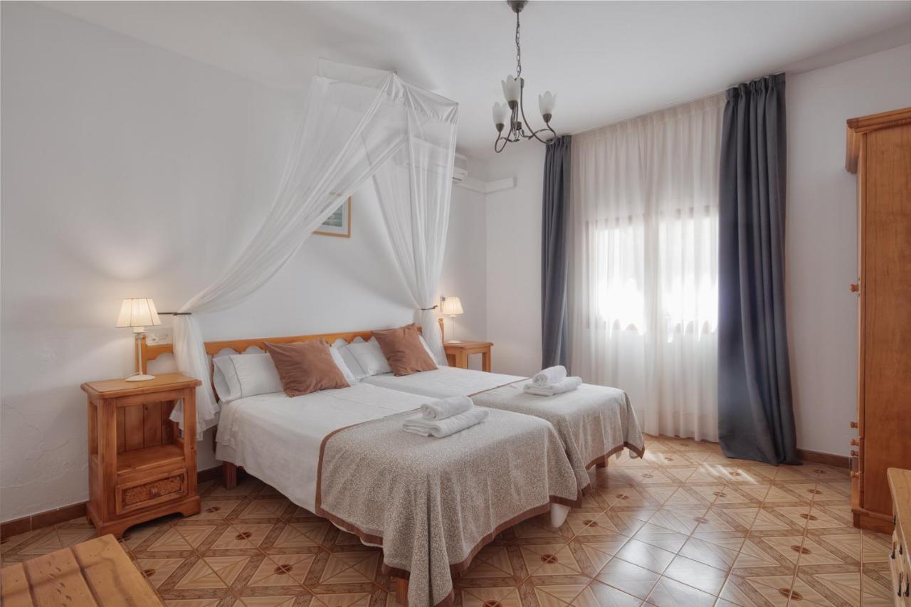 Turisticos Cardona - 1 Hab. Standart