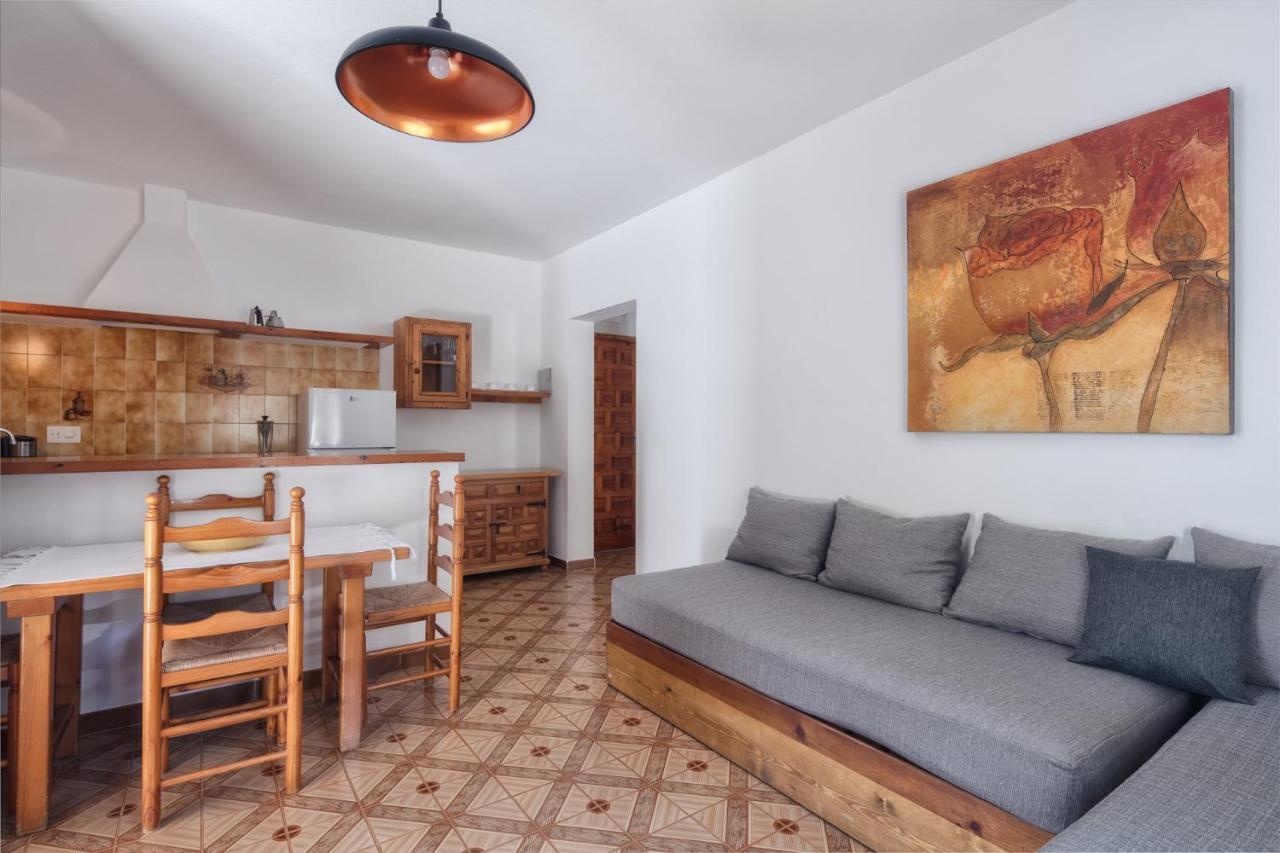 Turisticos Cardona - 1 Hab. Standart