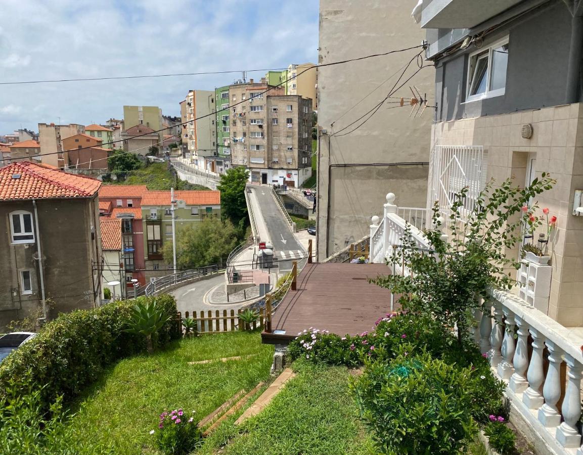 Acogedor Bajo Con Jardín En El Centro De Apartamento