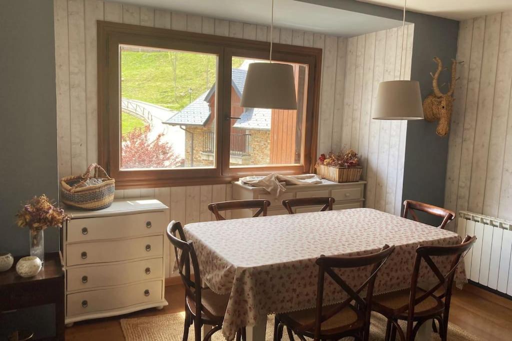 Elegante En Con Vistas Al Valle Apartamento Escarrilla
