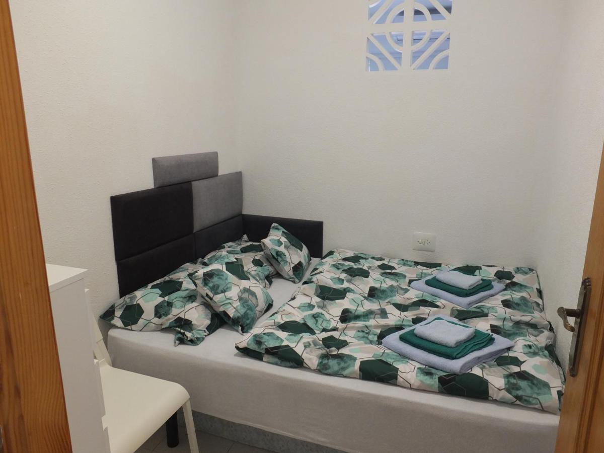 Neptuno Playa San Antonio Apartamento