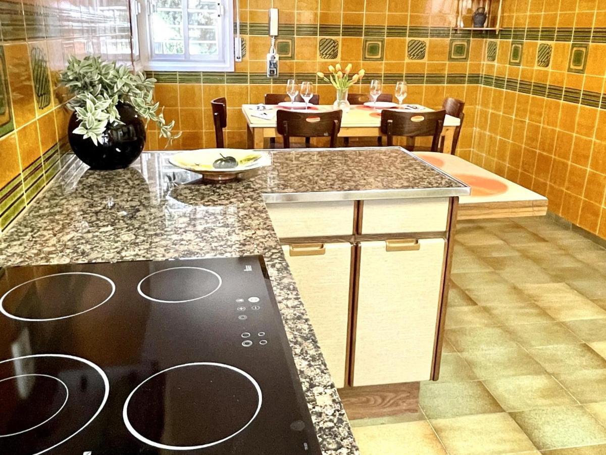 Apartbeach Mas Aiguesverds Climatizado Y Piscina Сasa de vacaciones