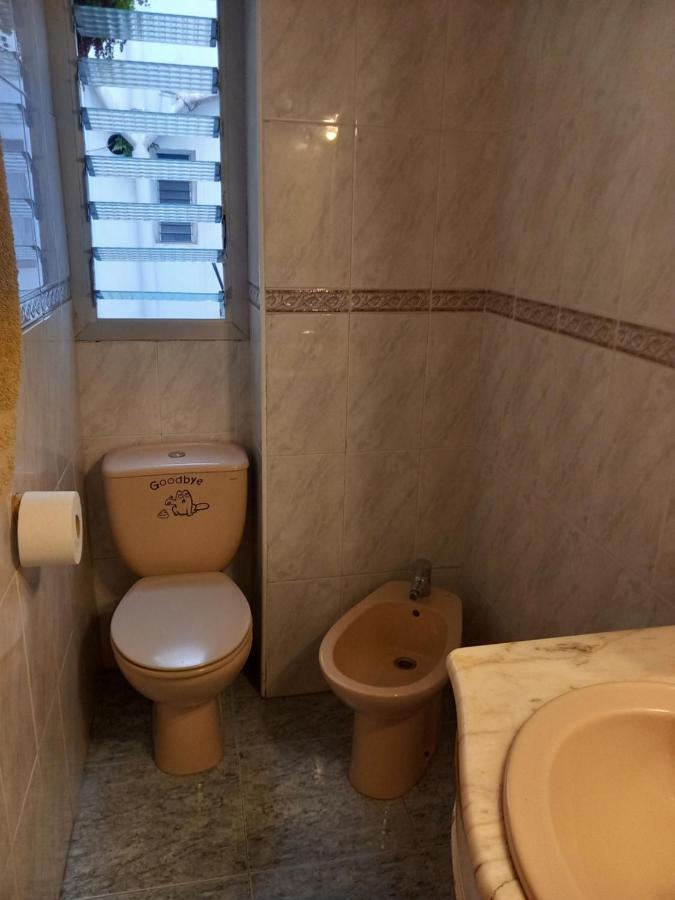 Grande En Piso Compartido Con 2 Adultos * Valencia