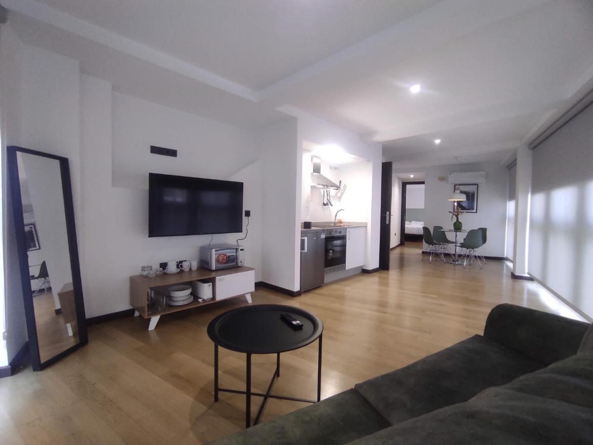 Apartamento 3. Amplio Y Muy Luminoso Disfrutar De *