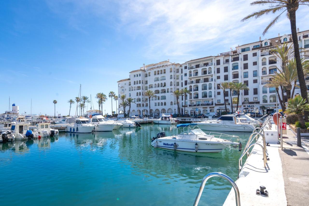 11 Modern Apt With Sea Views, Two Poolareas, Close To Parks & Beaches