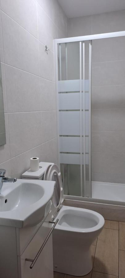 La Marina Guest house