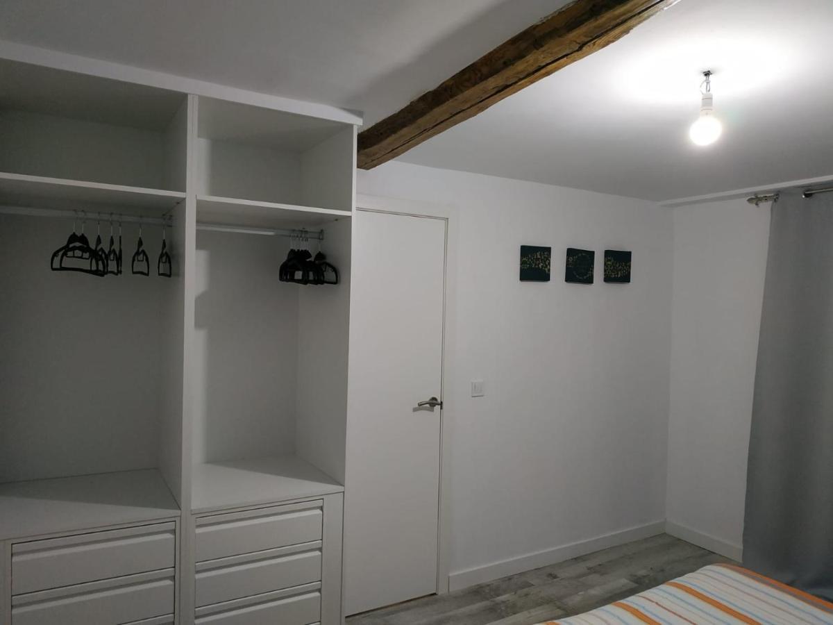 Atico 3ºa A 200m Catedral,playstation 4 Y Netflix Apartment *