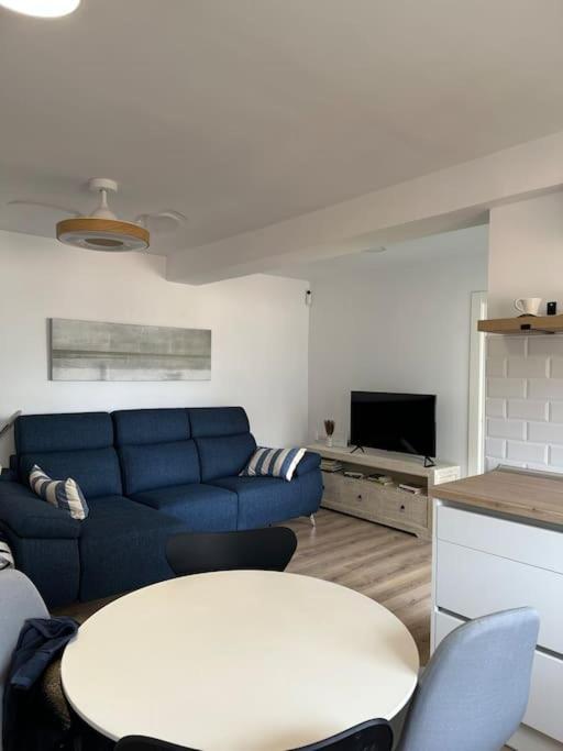 A 20 M De Playa Apartamento *