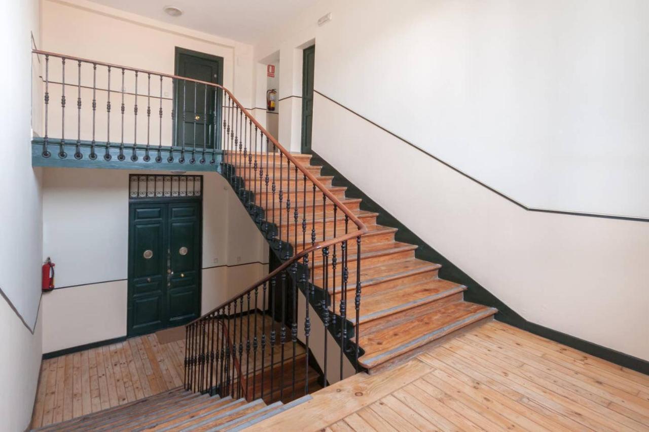 Apartment Cozy One-bedroom Penthhouse La Latina *