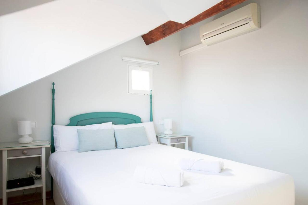 Cozy One-bedroom Penthhouse La Latina Apartment *