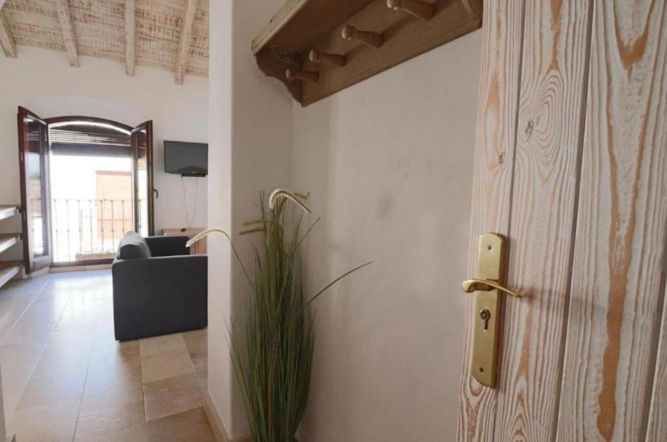 Castillo Quince Apartment *