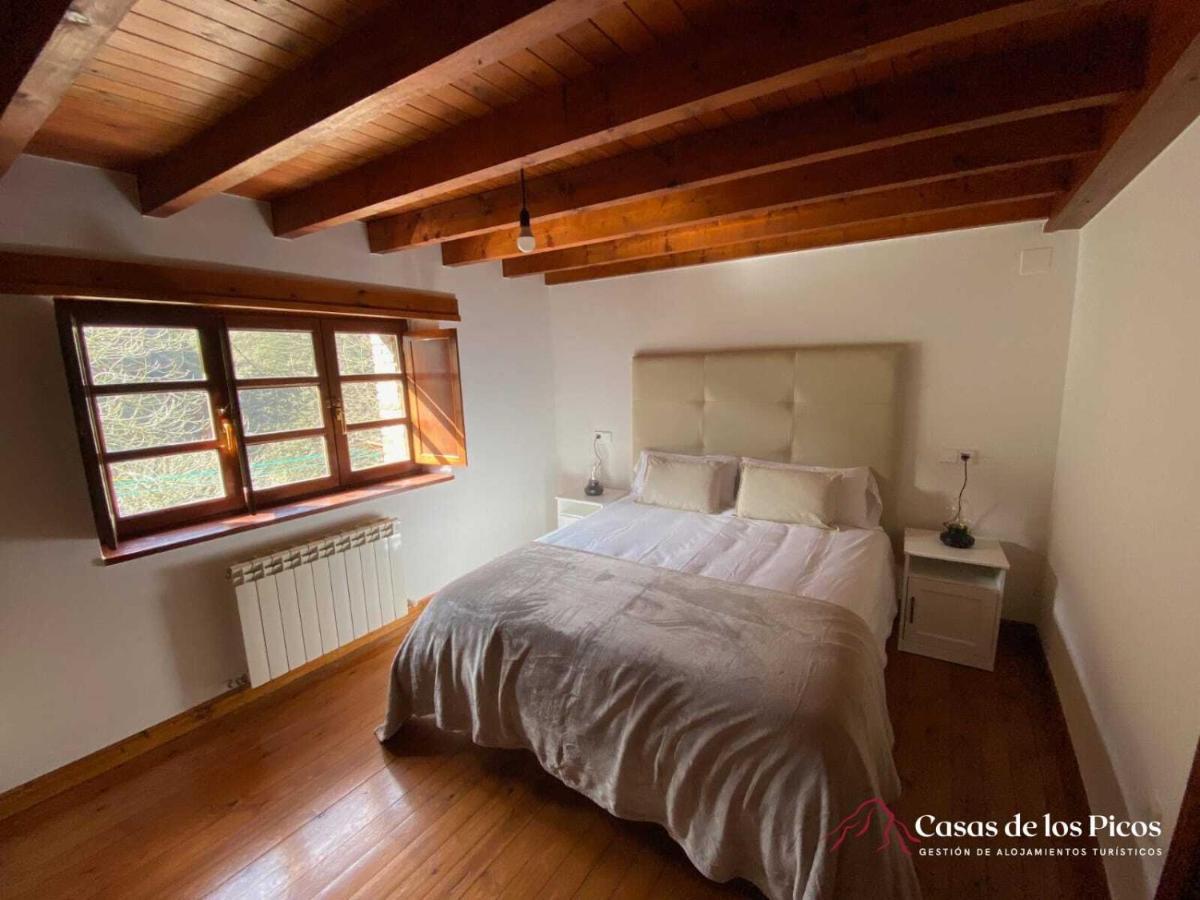 El Cau - Casas De Picos * Ruenes