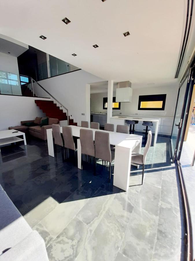 Experience Valencia Bnb - Luxury Chalet 298 Con Piscina