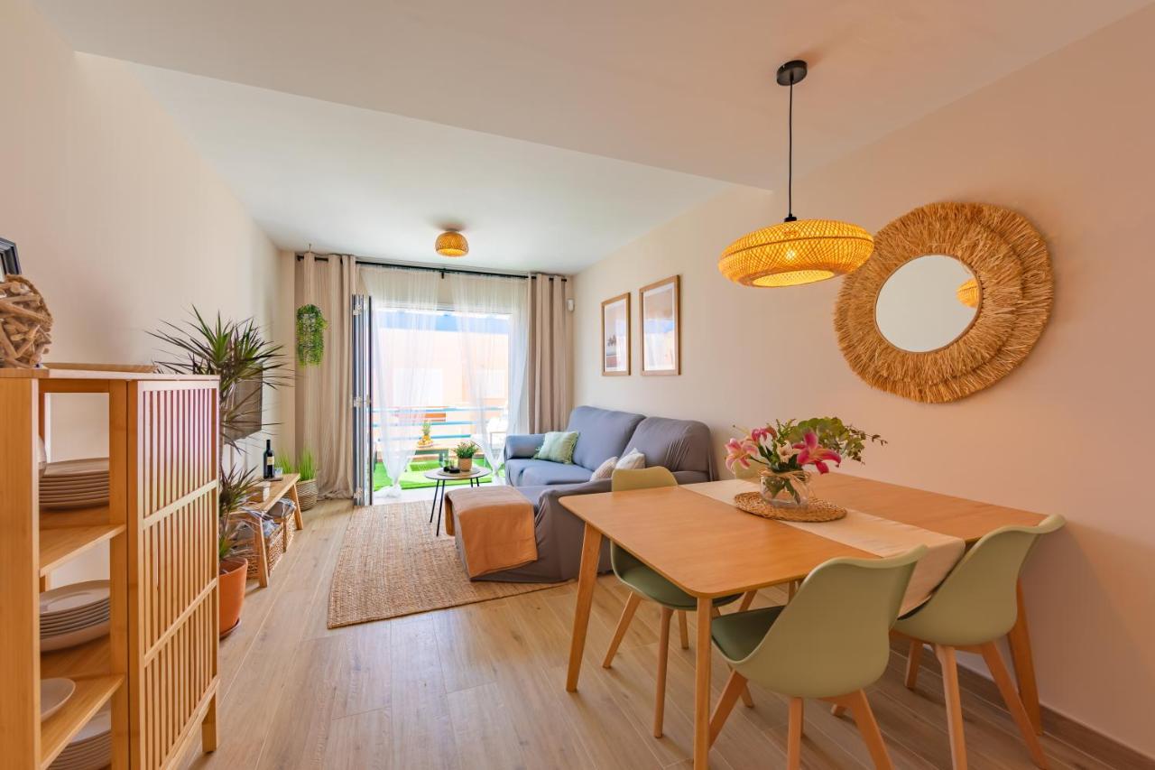 Apartamento Beachfront, Pool, Terrace, Garage & Fibre Internet Tarifa
