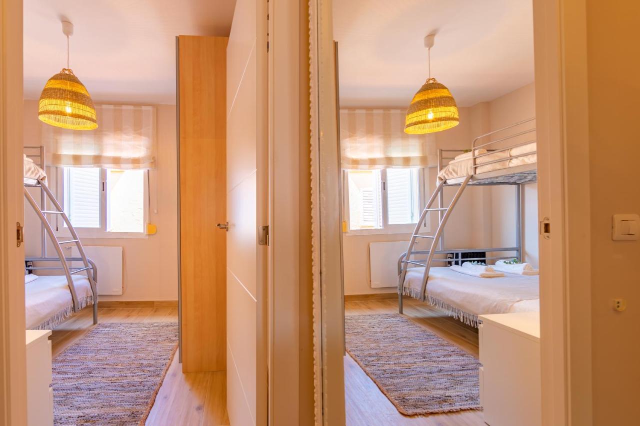 Apartamento Beachfront, Pool, Terrace, Garage & Fibre Internet