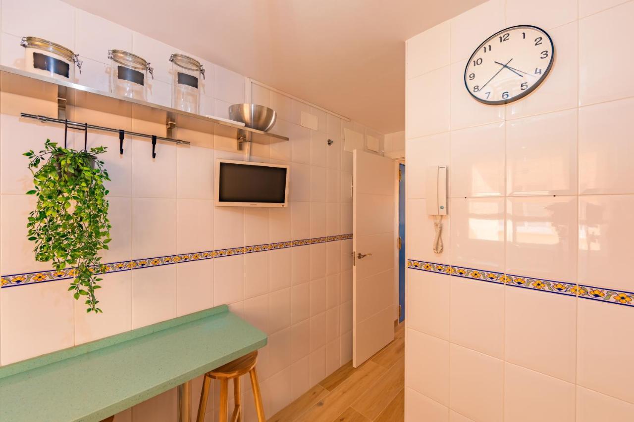 Apartamento Beachfront, Pool, Terrace, Garage & Fibre Internet Tarifa