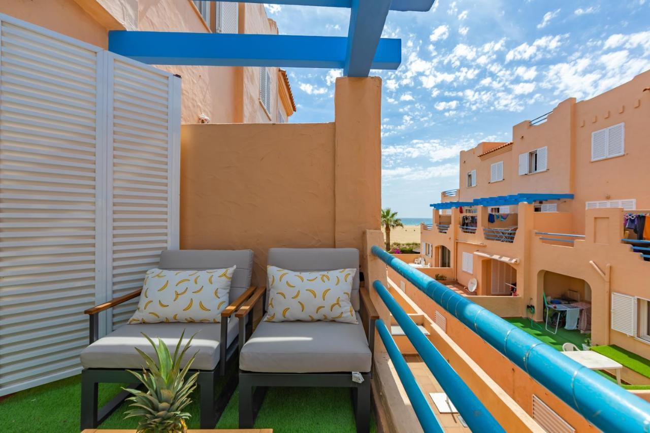 Apartamento Beachfront, Pool, Terrace, Garage & Fibre Internet