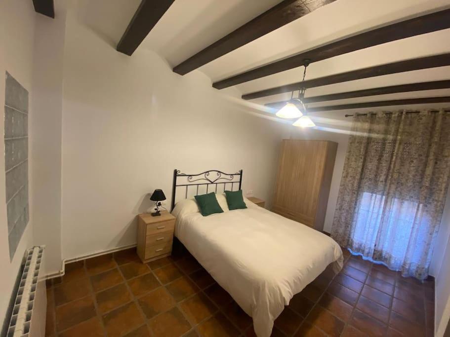 Сasa de vacaciones Agradable Casa Con Chimenea Interior Y Barbacoa.