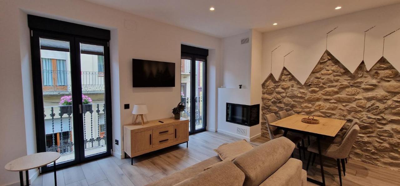 El Trevol Apartment *