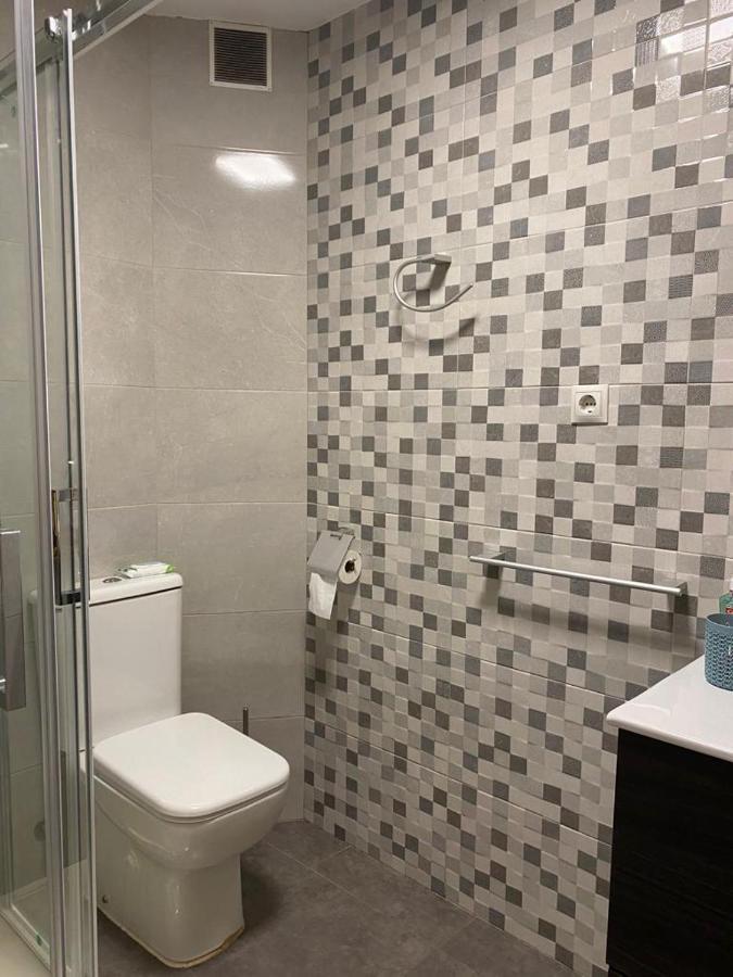 Habitacion Doble En Apartamento De 3 Bed & Breakfast