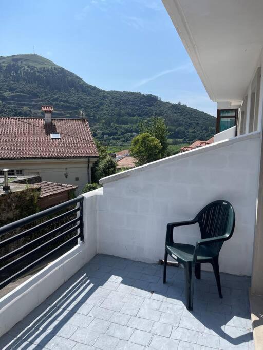 Bajo Con Terraza Ason River Apartment *
