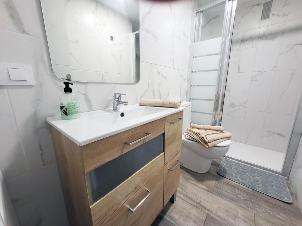 Del Puente Apartment Autol