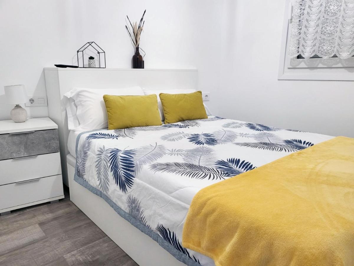 Del Puente Apartment Autol