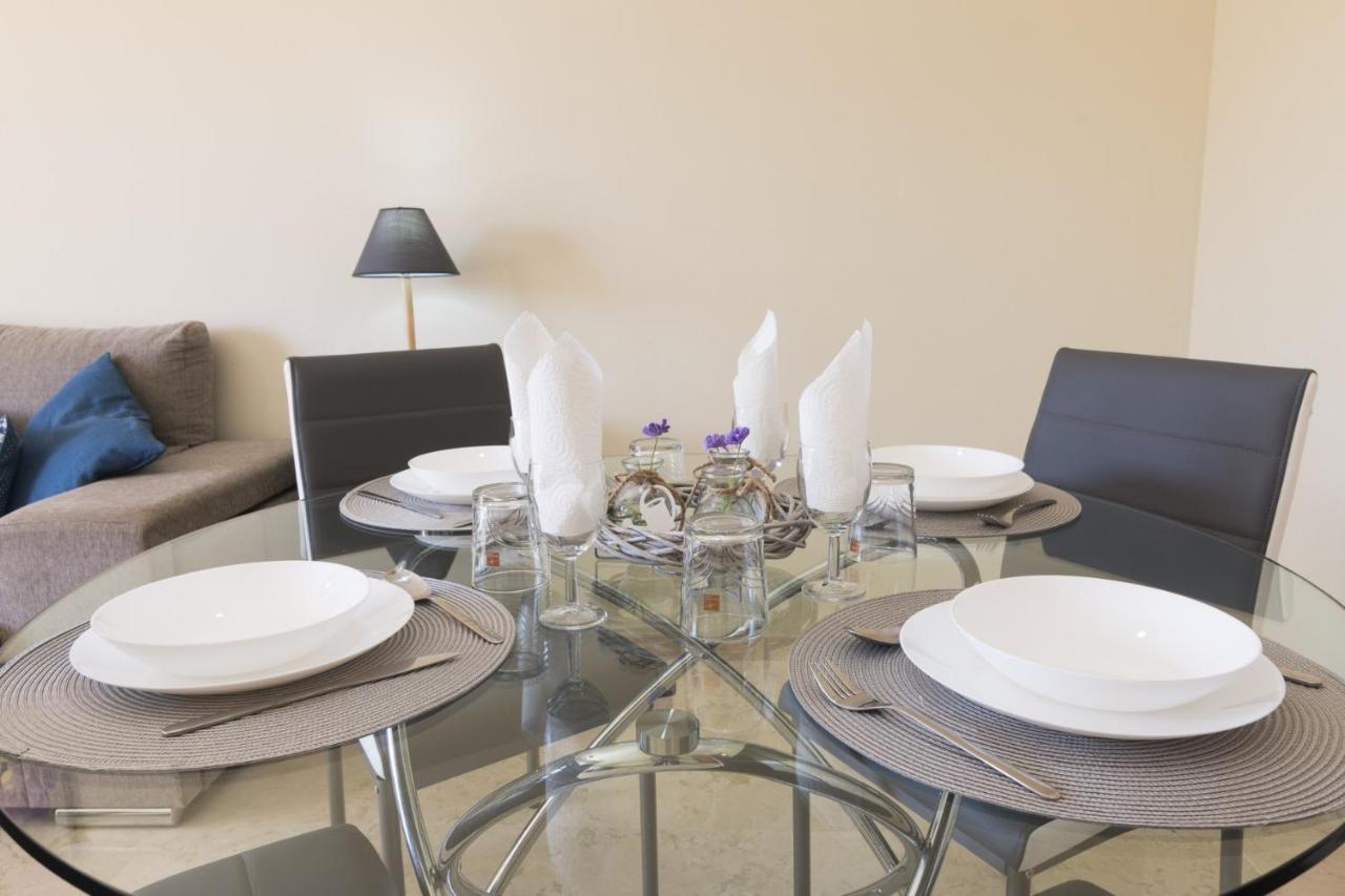 Apartment 2197-superb 2bedrooms In With Pool! *