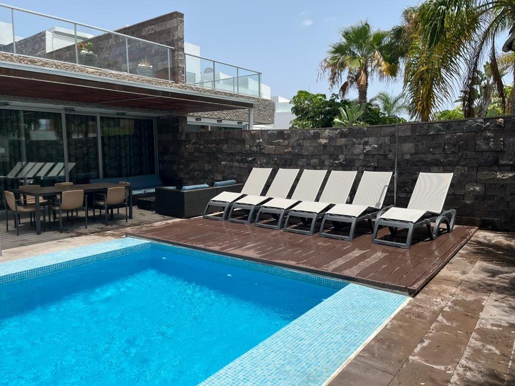 Playa Del Duque Villa