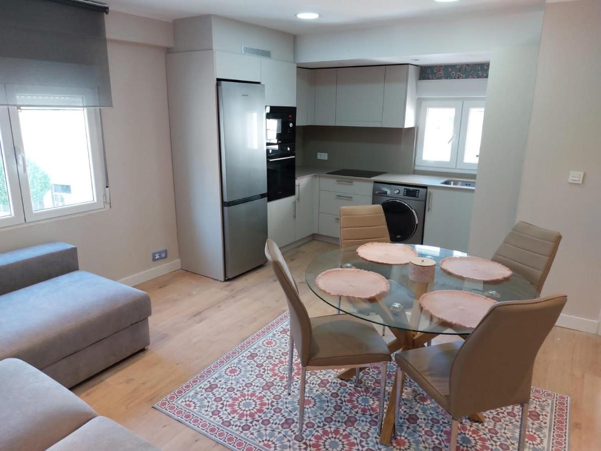 Piso En El Centro Apto 5 Personas Con Garaje Privado Apartamento *