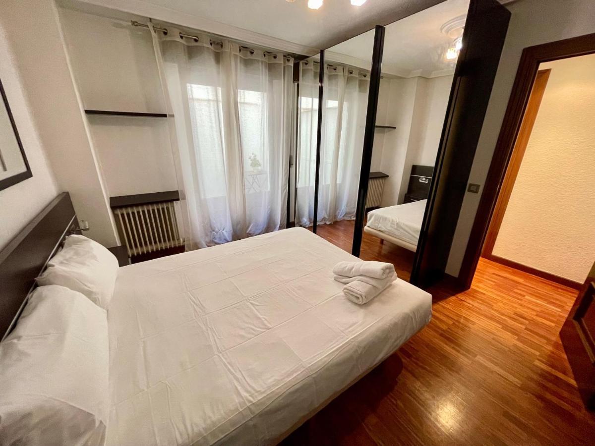 Reyes De Espana / Free Parking & Wi Fi Apartment *