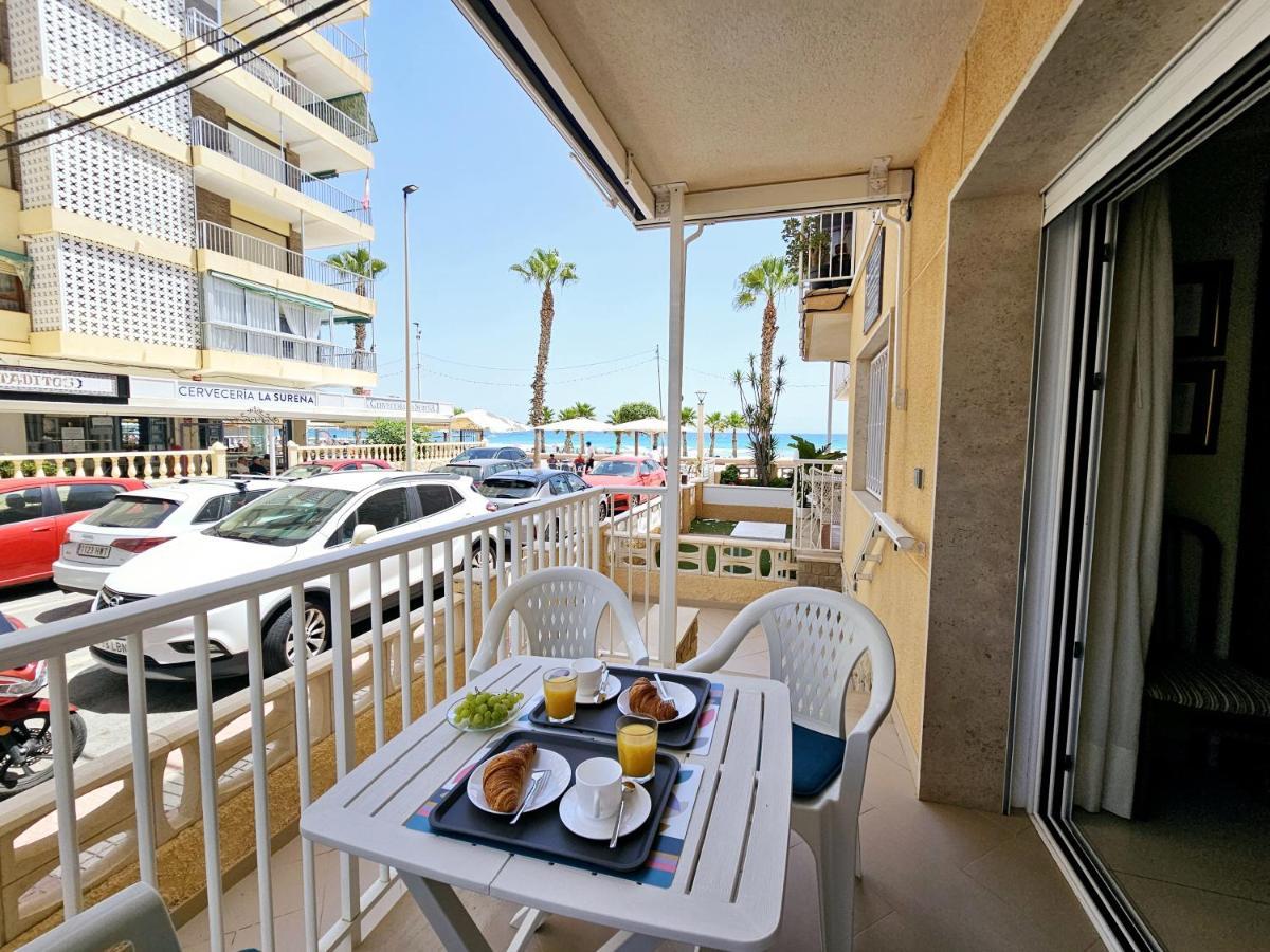 Neptuno - Primera Linea De Playa Apartment *