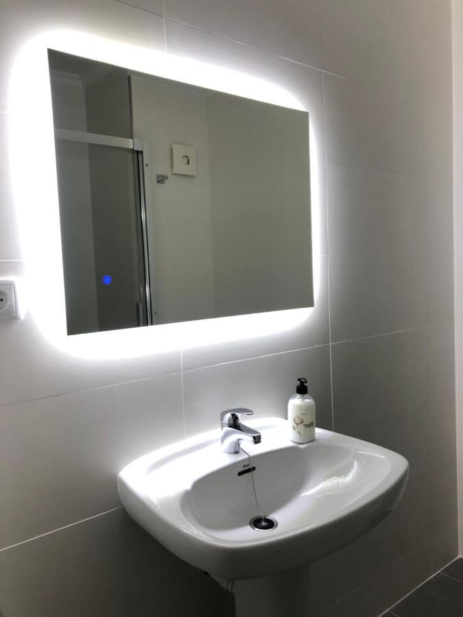 Apartamento Con Vistas Al Mar En Primera Línea.
