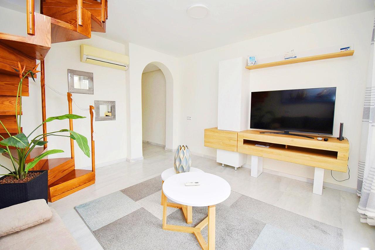 Apartamento Expoholidays - Duplex 1 Dormitorio Con Vistas Al Puerto Almerimar