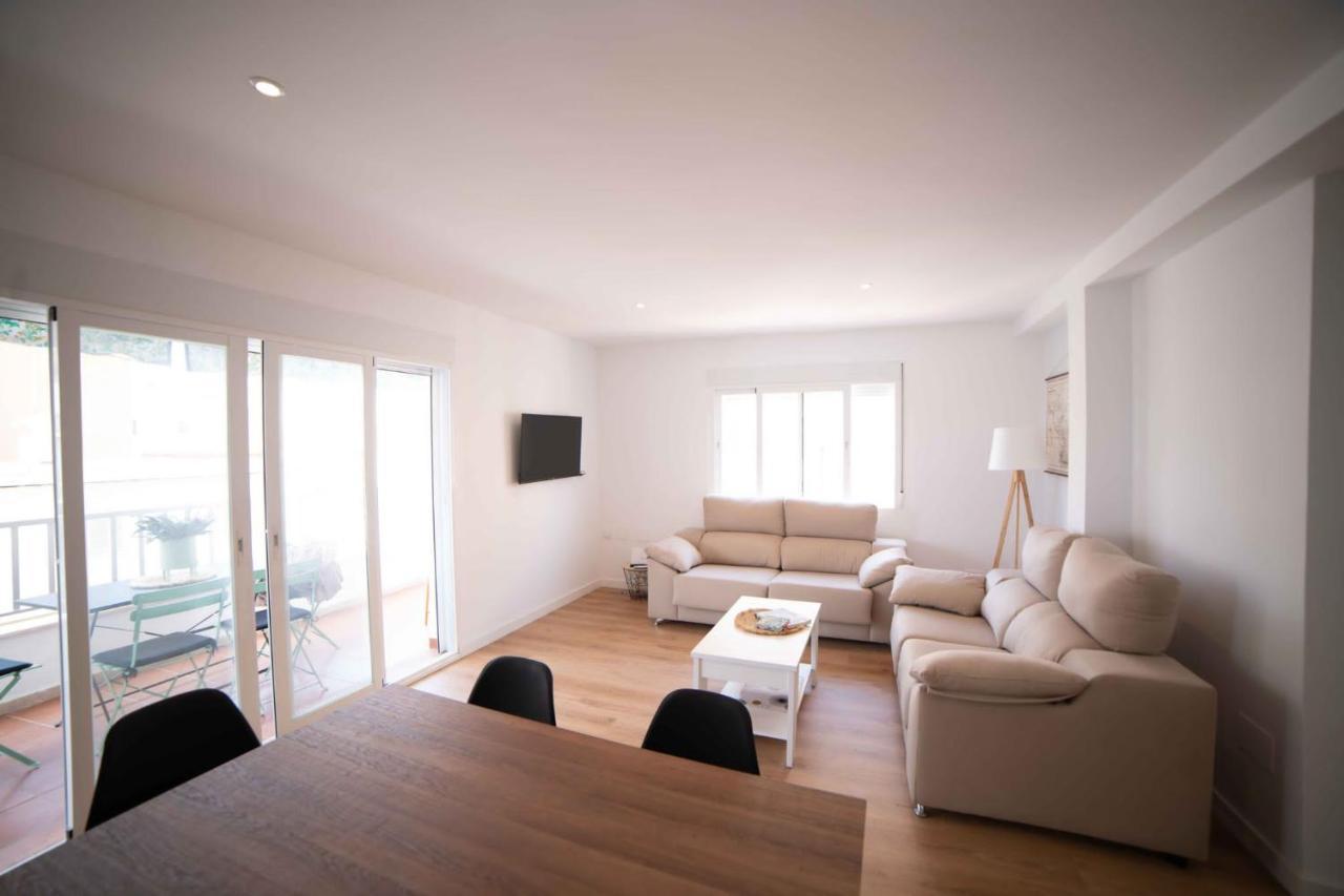 Bikini Apartment *