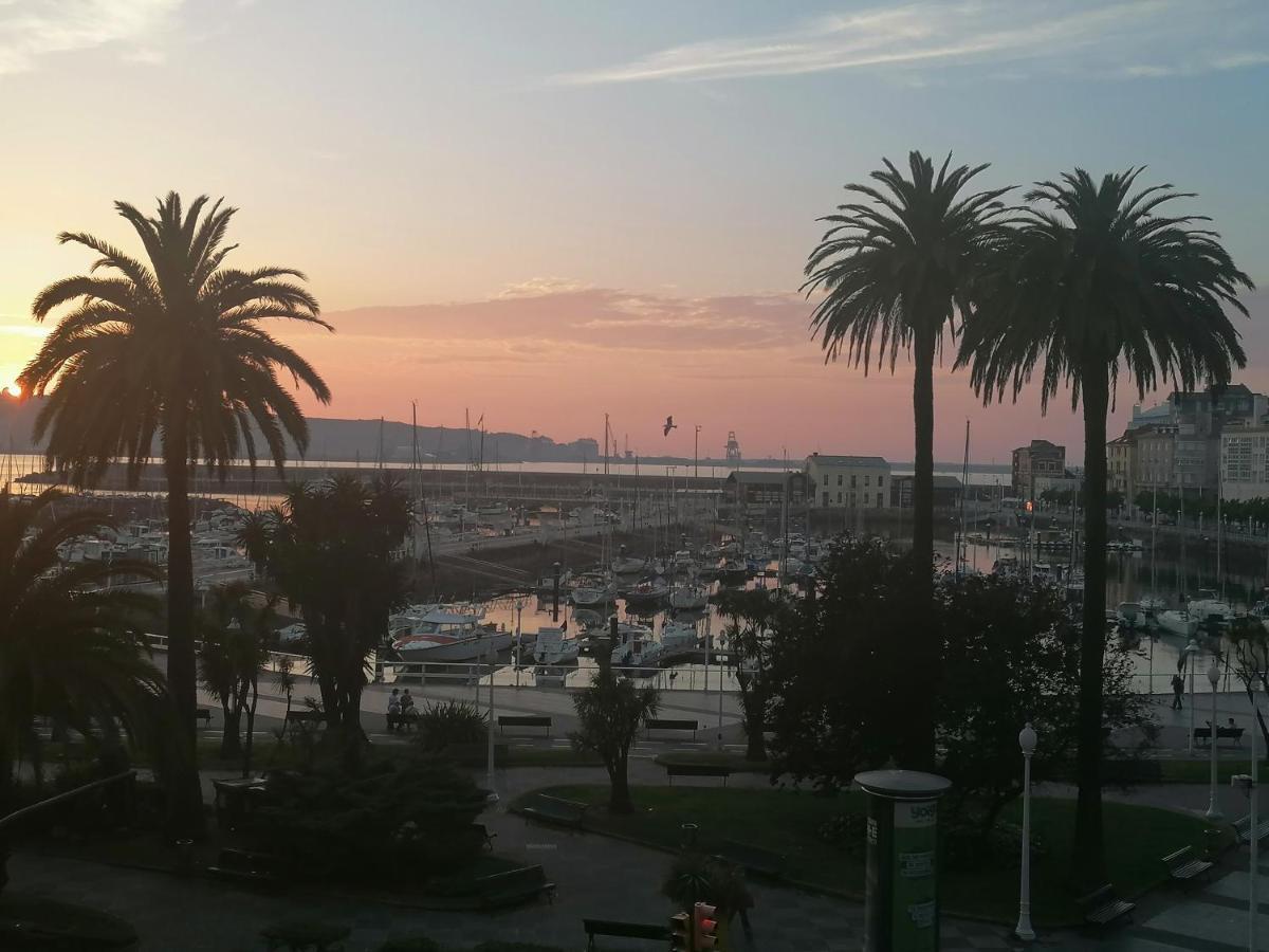 Inmejorable En El Puerto Deportivo A 1 Minuto De La Playa. Pleno Centro Apartment Gijon