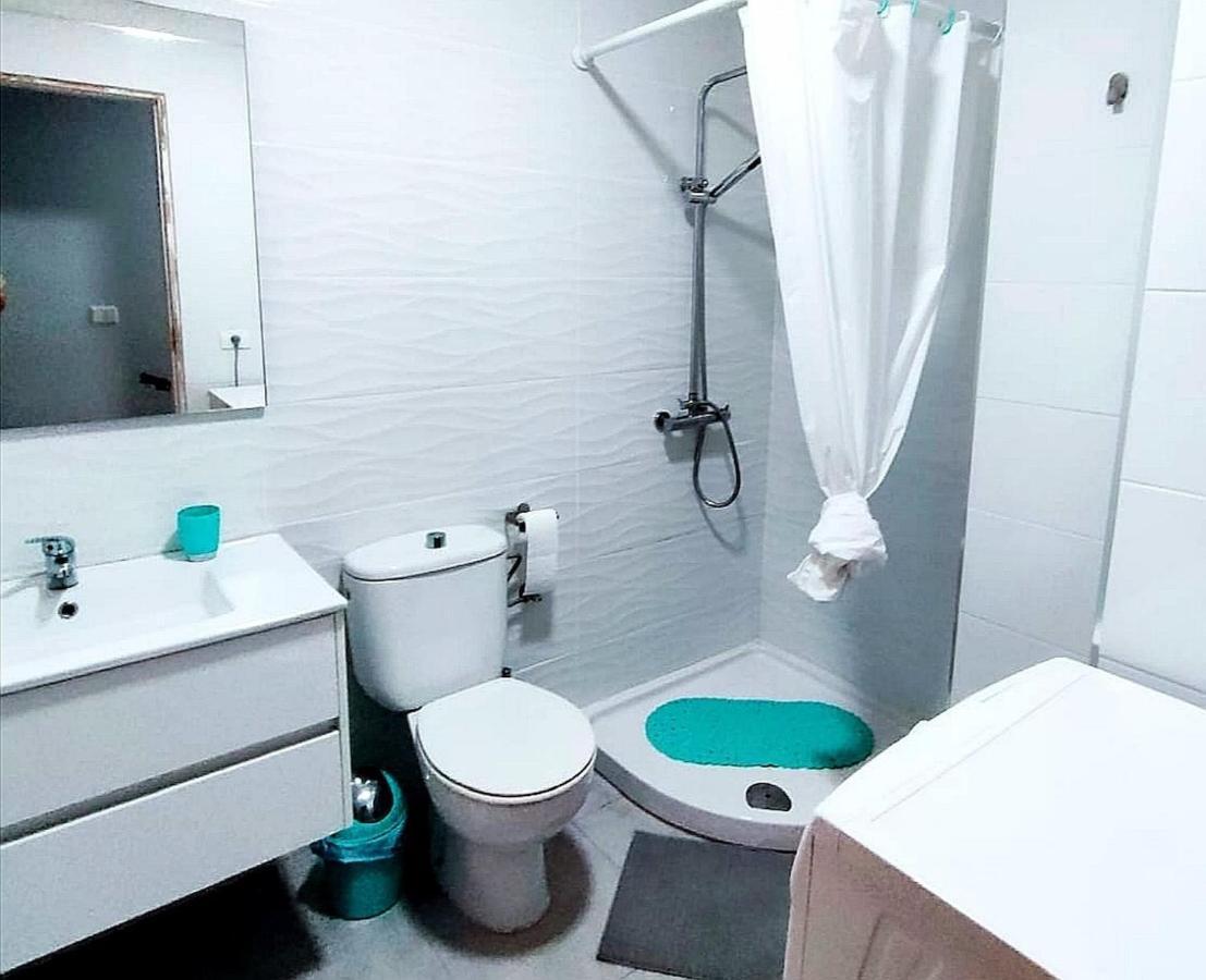 Pensión In - Big Tenerife Sur Private Bathroom Wifi