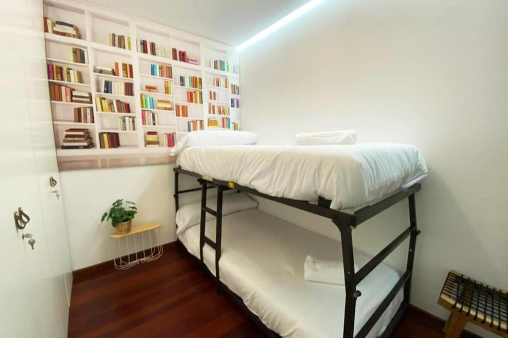Apartamento 2h 2b En El Centro Con Garaje Apartment *