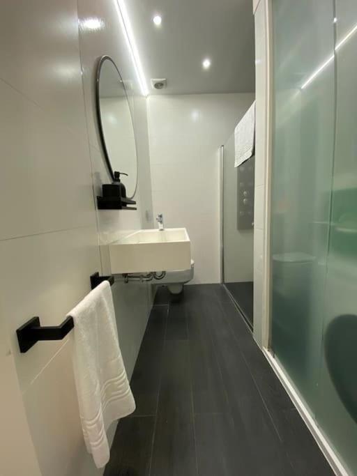 Apartamento 2h 2b En El Centro Con Garaje A Coruna