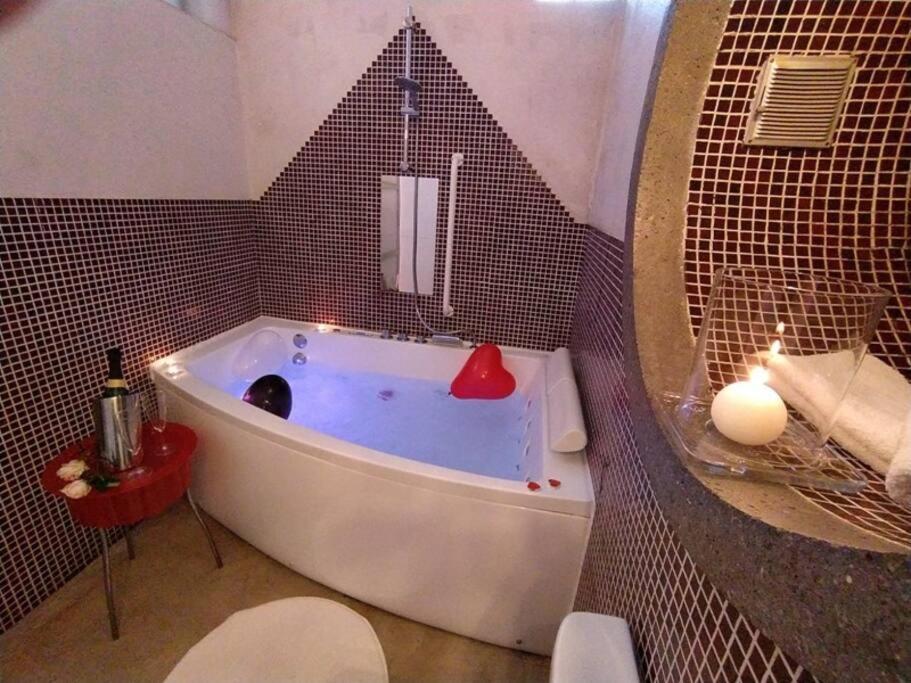 Apartamento Zentral Club Neutron-jacuzzi Belmonte De Miranda