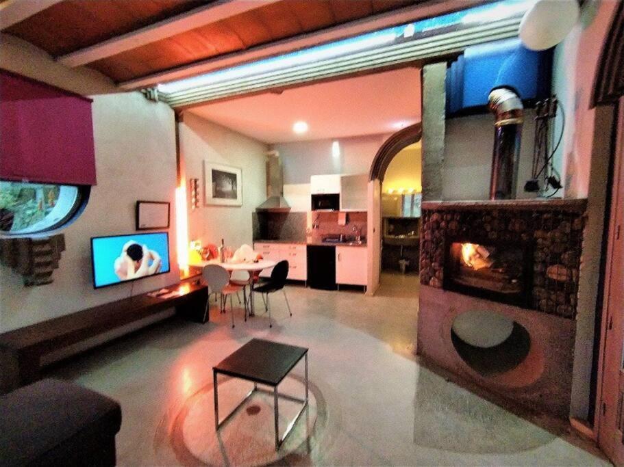 Zentral Club Neutron-jacuzzi Apartamento Belmonte De Miranda