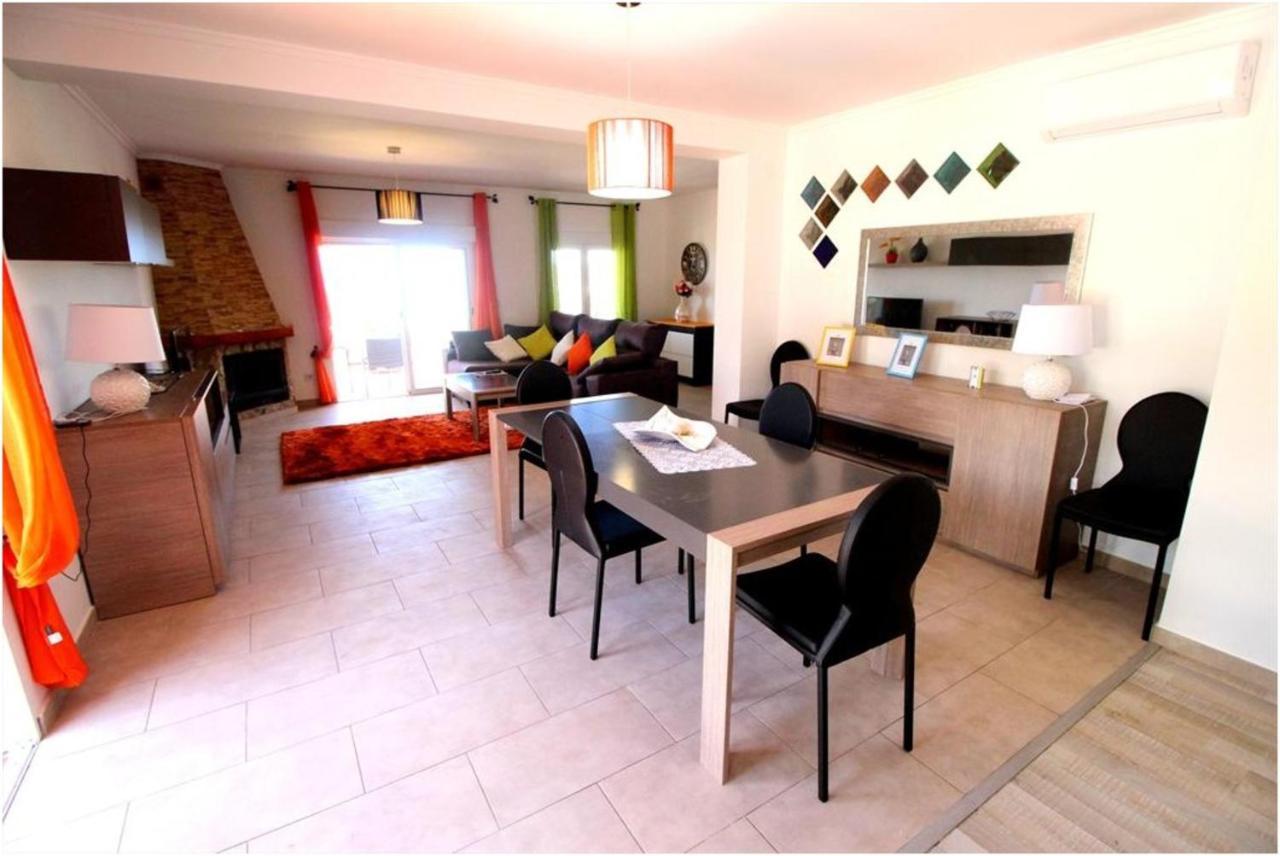 Beautiful 3 Bdr With Fantastic Sea Views Сasa de vacaciones *