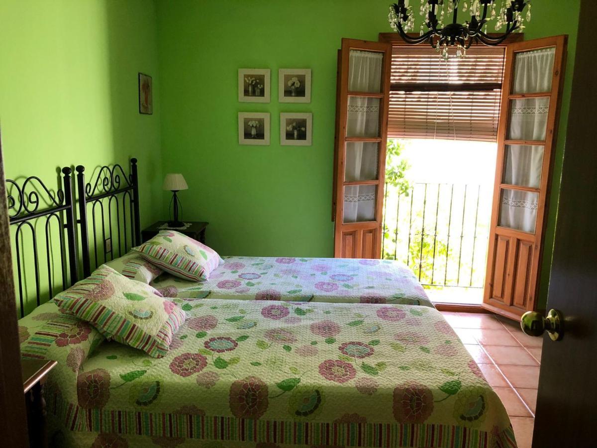 Casa Juanito Pena *