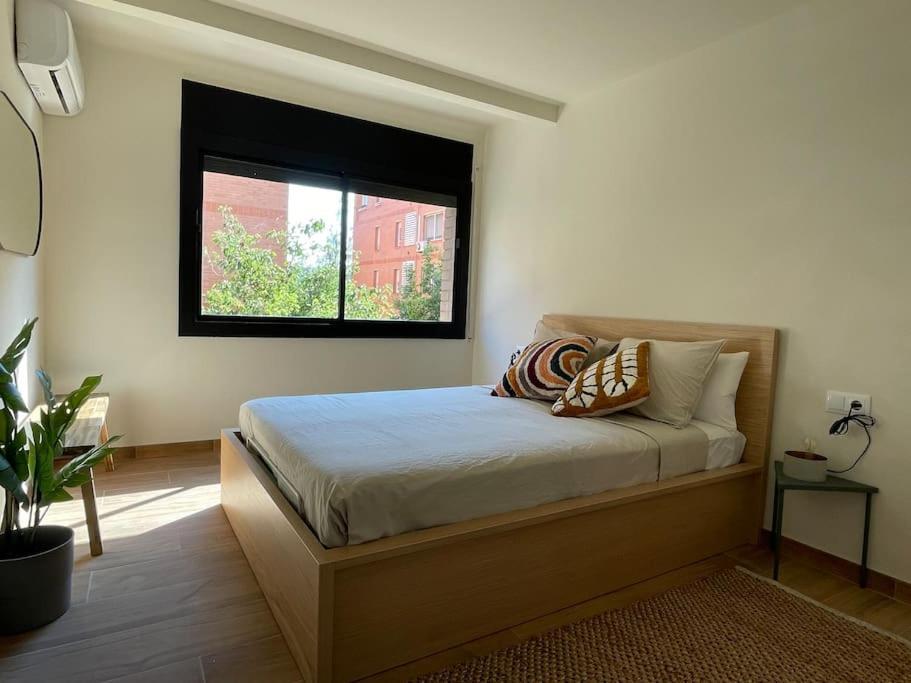 Superflat Near 15' Center Apartment *