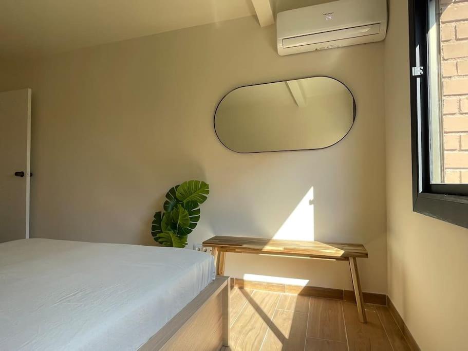 Apartment Superflat Near 15' Center