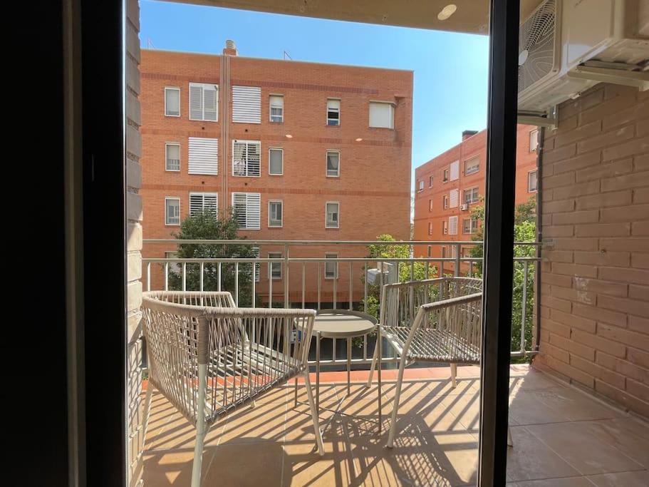 Superflat Near 15' Center Apartment *