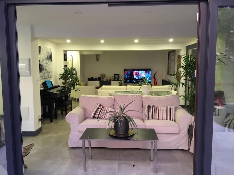 Casa Cuestas